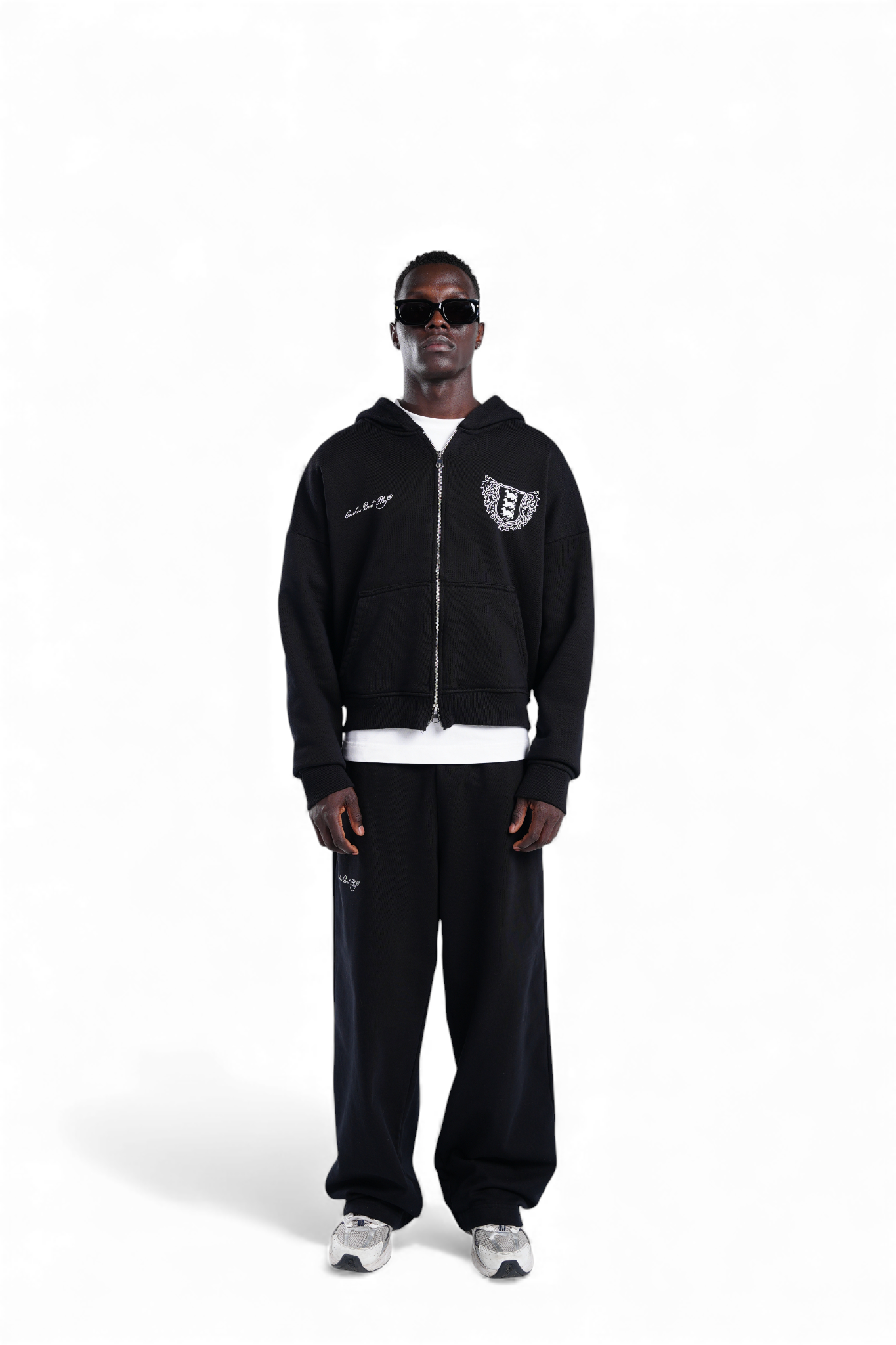 Crest zip-up hoodie black